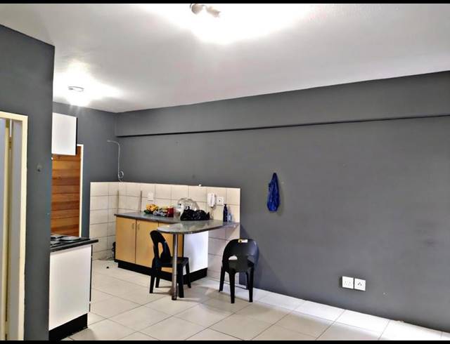 1 BEDROOM APARTMENT FOR SALE IN MILPARK